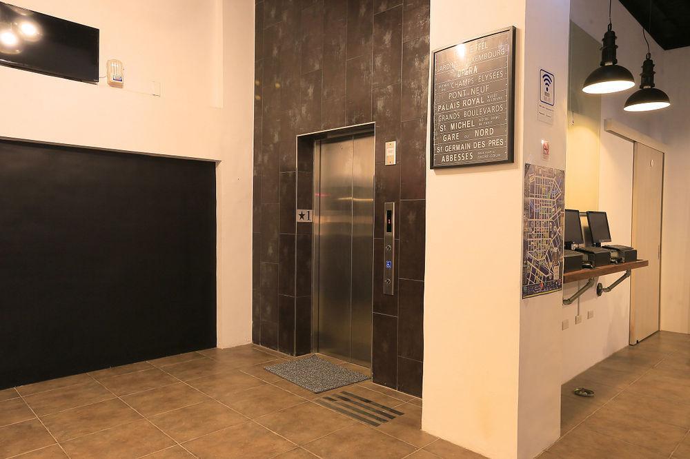 Backpacker 41 Hostel - Тайджун Екстериор снимка