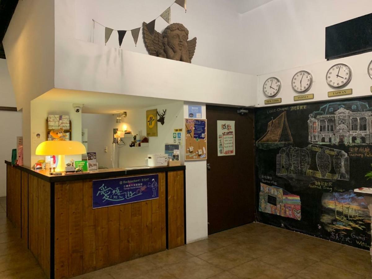 Backpacker 41 Hostel - Тайджун Екстериор снимка